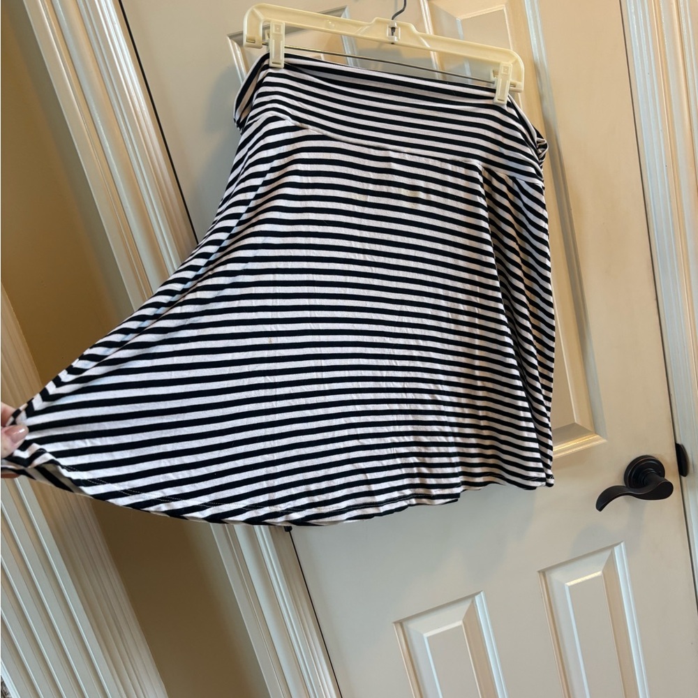 Pull on skirt, size XXL